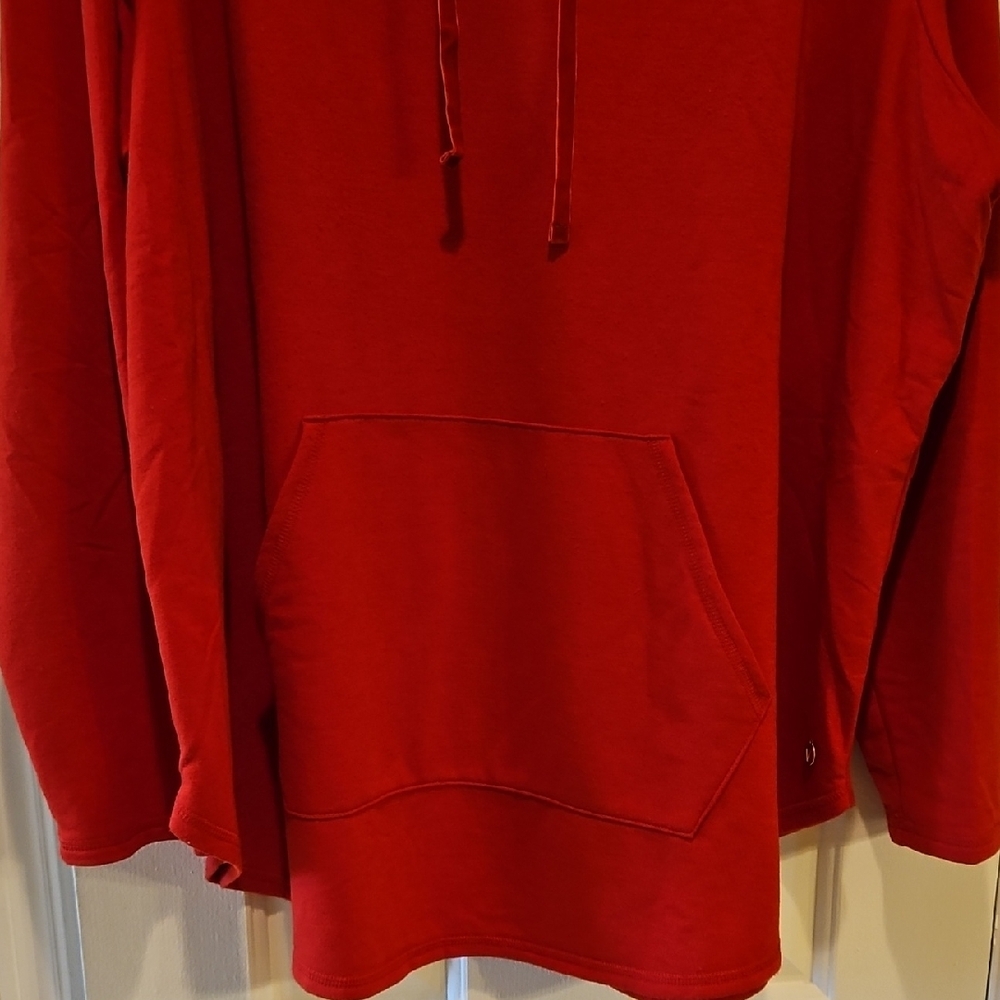 Livi Active Red Oversized Long Sleeve Hoodie - Picture 2 of 13